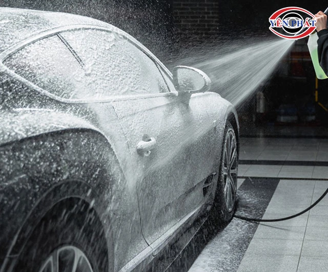 sử dụng bột rửa xe không chạm