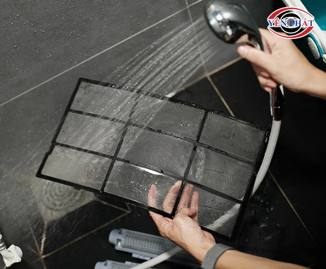 vệ sinh bộ lọc định kỳ