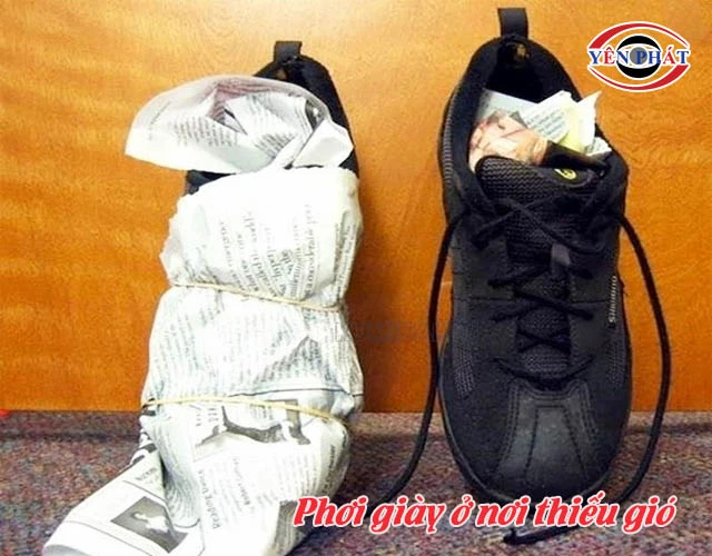 sai lầm khiến giày trắng bị ố vàng