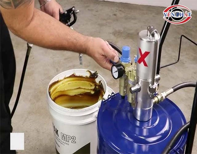 dấu hiệu máy bơm mỡ bị hỏng