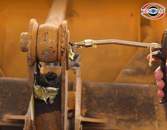 Mẹo sử dụng máy bơm mỡ bền