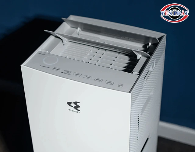 bảng điều khiển của máy lọc không khí Daikin