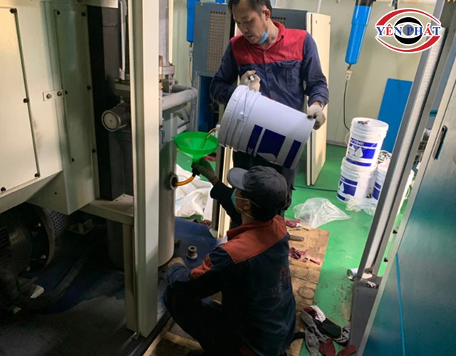 lưu ý khi thay dầu máy nén khí