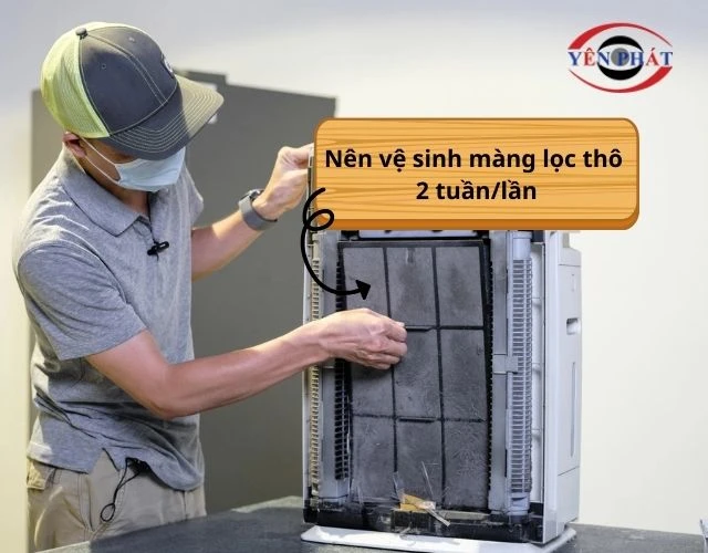 Bạn nên vệ sinh màng lọc thô của máy lọc không khí Kumisai thường xuyên