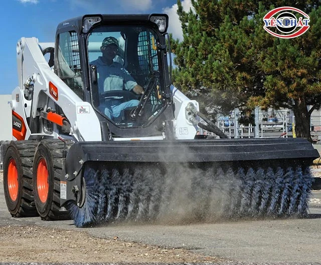 sử dụng xe quét rác Bobcat