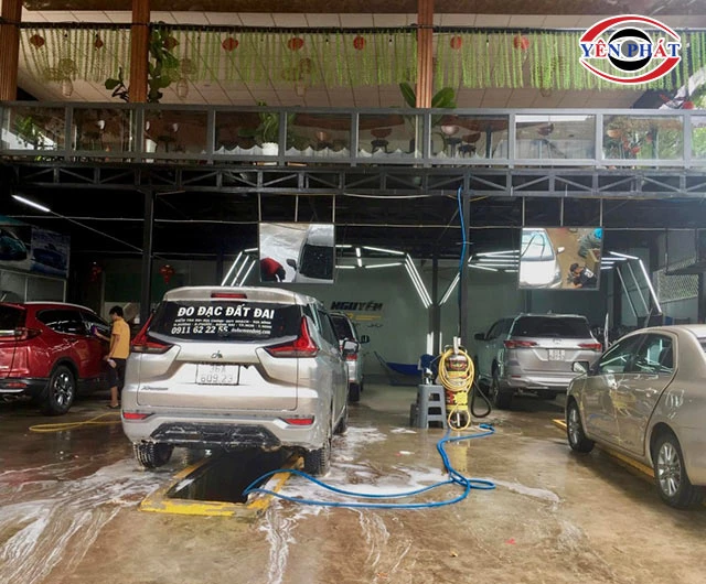 cửa hàng rửa xe hơi quận 5