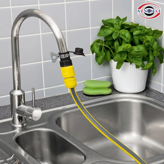 kết nối nguồn nước sạch cho máy phun rửa xe Karcher