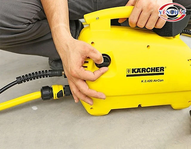 khởi động máy phun rửa xe Karcher