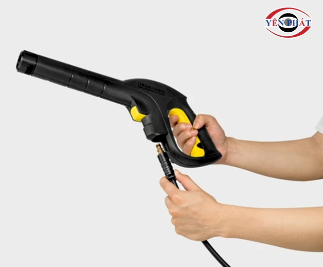 lắp súng cao áp vào máy phun rửa xe Karcher