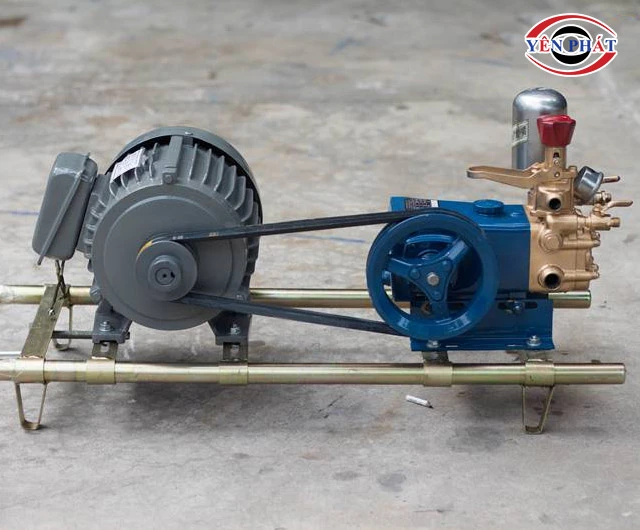 Máy xịt rửa xe dây đai Nhật Bản NB3