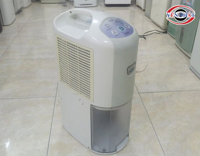 Máy hút ẩm Corona tiết kiệm điện