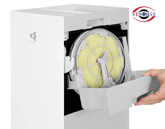 Vệ sinh máy lọc không khí tạo ẩm Daikin MCK70X-W