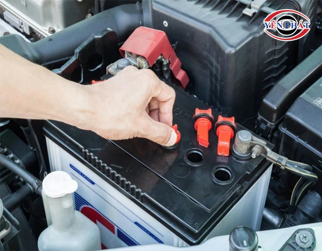 Ắc quy chết đột ngột