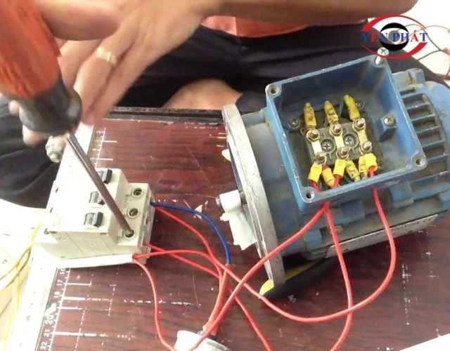 Đấu điện 3 pha thành 1 pha để phù hợp cho máy chạy