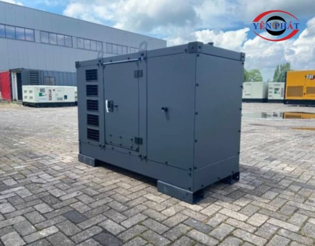 Nên đặt máy trên nền phẳng thoáng gió