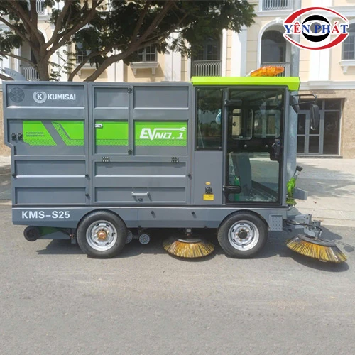 Xe quét rác ngồi lái Kumisai KMS25 5