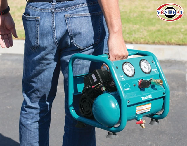 Máy nén khí dùng pin Makita AC001GZ