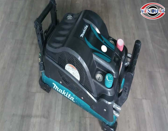 Máy nén khí mini Makita AC461XGH