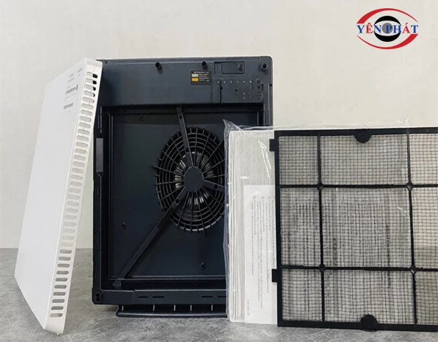 Vệ sinh Máy lọc khí Hitachi 