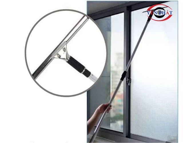 Tay cầm và khớp nối cây gạt kính