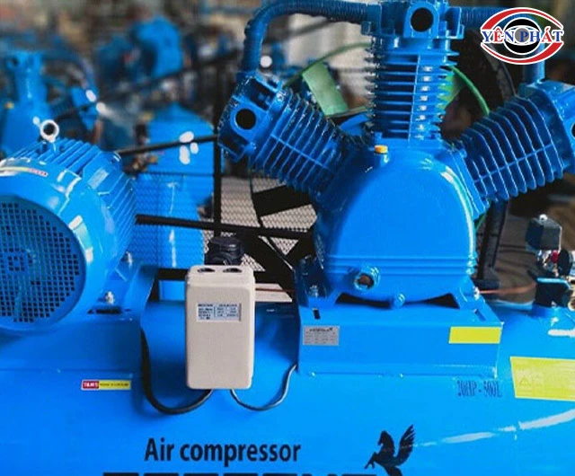 máy nén khí 20HP piston