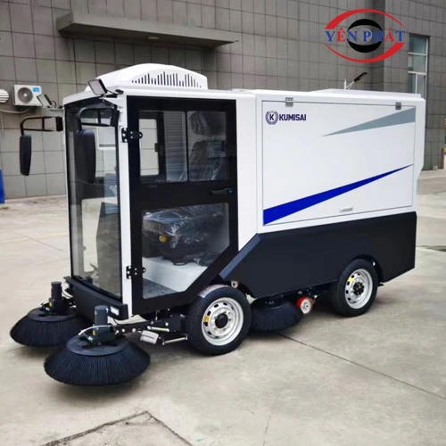 Xe quét rác ngồi lái Kumisai KMS - 155L