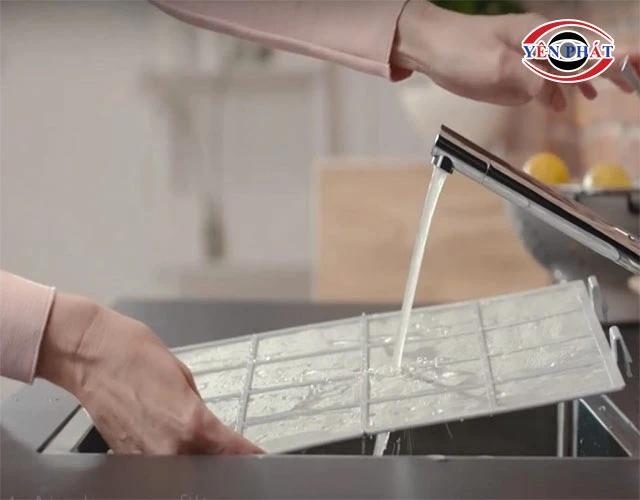 vệ sinh Màng lọc HEPA rửa được