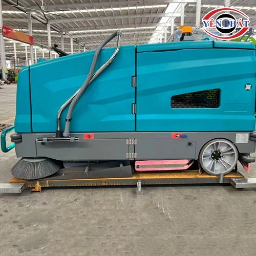 Xe quét rác chà sàn Kumisai KMS 1450XS 2