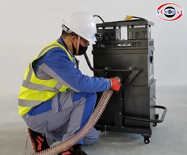 Lắp ống máy hút bụi công nghiệp DQC - Tech F65L HEPA