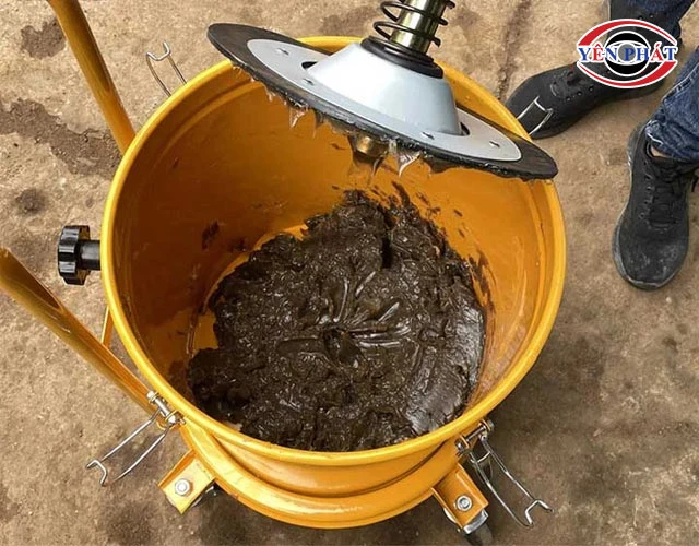 Cách vệ sinh máy bơm mỡ: Nhanh, Gọn, Sạch, Chi tiết nhất