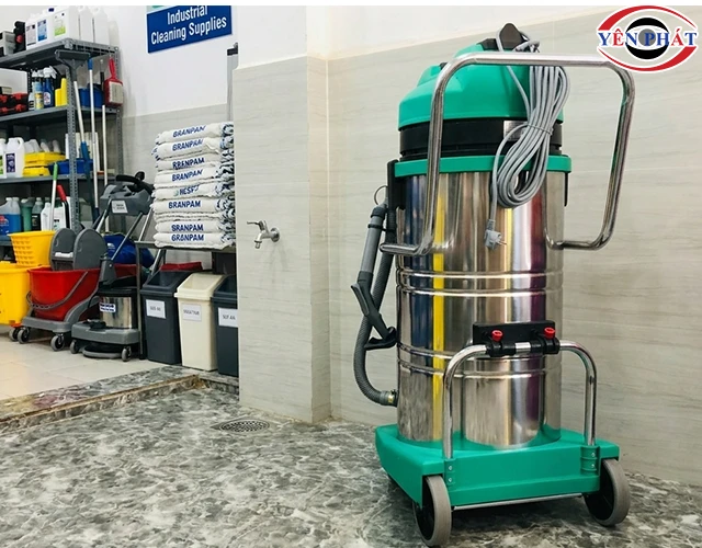 Máy hút bụi công nghiệp Pertek PT903H dễ di chuyển