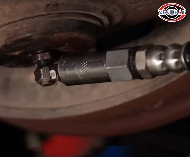 Ứng dụng vú bơm mỡ bò loại tiêu chuẩn Jolong G3006