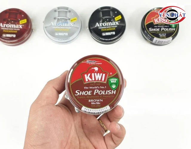 Chọn xi cho giày da