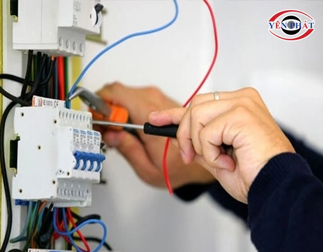 kiểm tra hệ thống điện