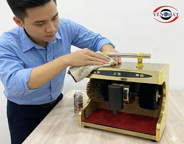 vệ sinh khung máy