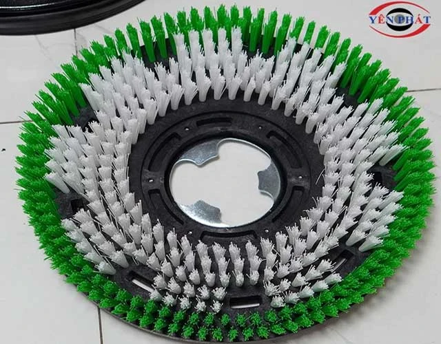 Thay thế linh kiện chính hãng tại các đơn vị uy tín