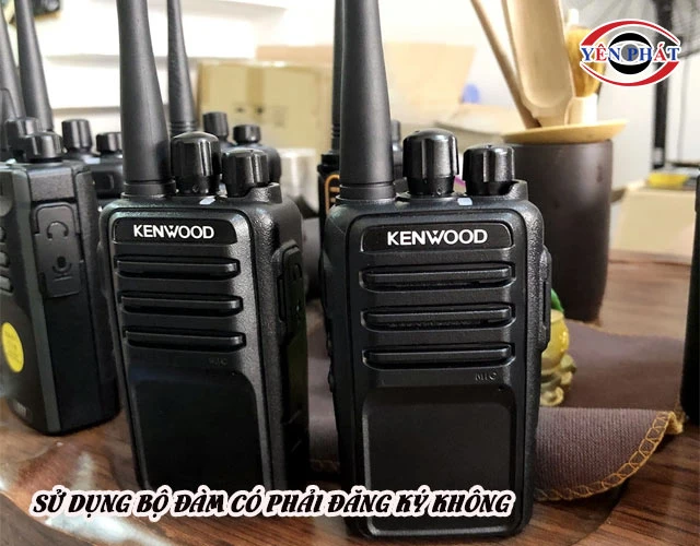 Sử dụng bộ đàm có phải đăng ký không
