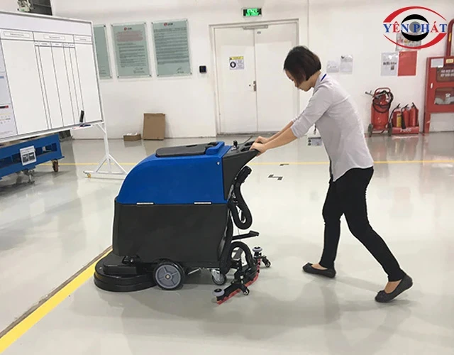 hiệu suất làm sạch máy chà sàn liên hợp