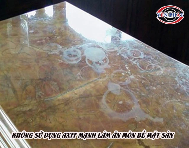 không sử dụng axit mạnh