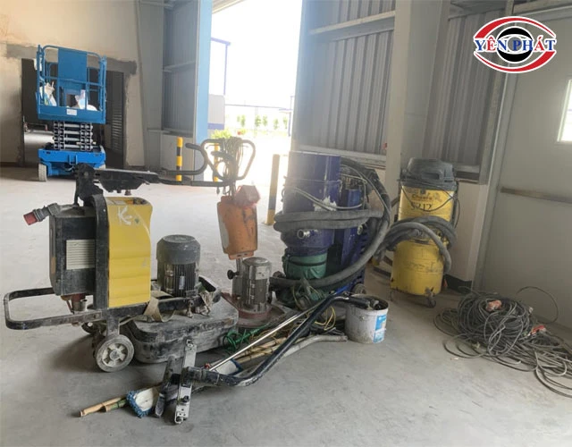 thiết bị máy vệ sinh sàn