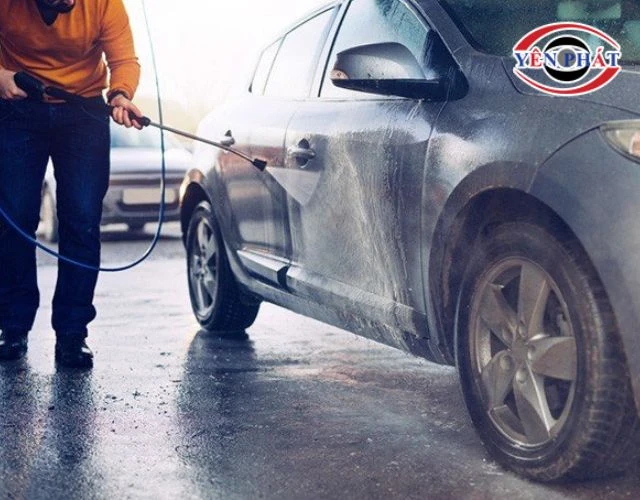 Máy rửa xe bị rò nước: Nguyên nhân & Cách khắc phục nhanh