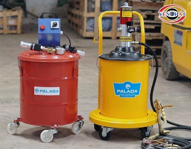 so sánh máy bơm mỡ điện và khí nén