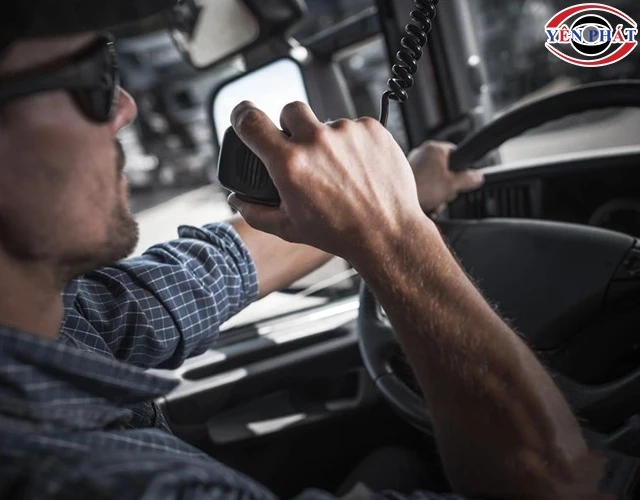 bộ đàm taxi là gì