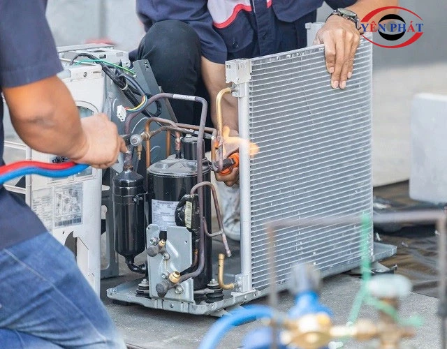 máy nén điều hòa hút và nén môi chất lạnh