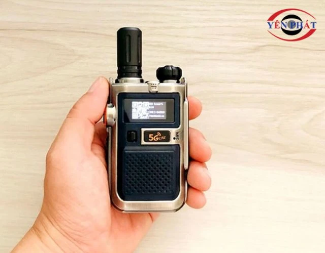 Bộ đàm 30km Motorola 5G LTE IP-W80 chính hãng