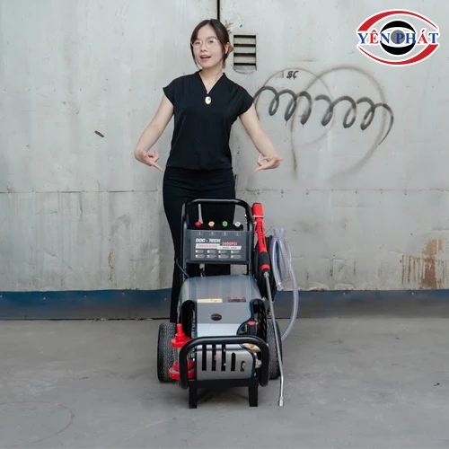 Máy rửa xe cao áp DQC - TECH 20M26 2