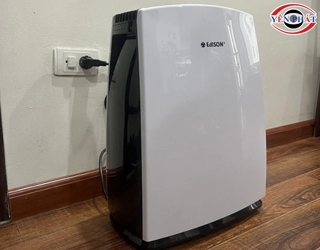 kết nối máy với nguồn điện