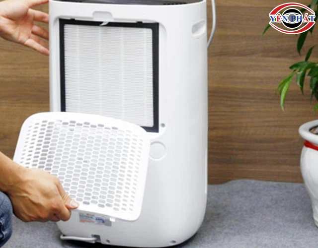 tần suất vệ sinh máy hút ẩm Sharp