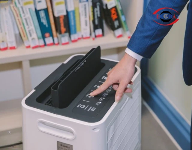 Máy hoạt động ở chế độ công suất hoặc tốc độ gió cao