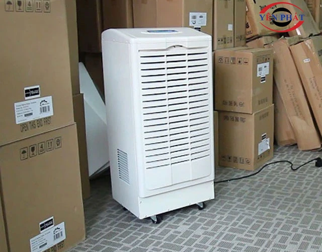Đặt máy trên bề mặt phẳng, chắc chắn